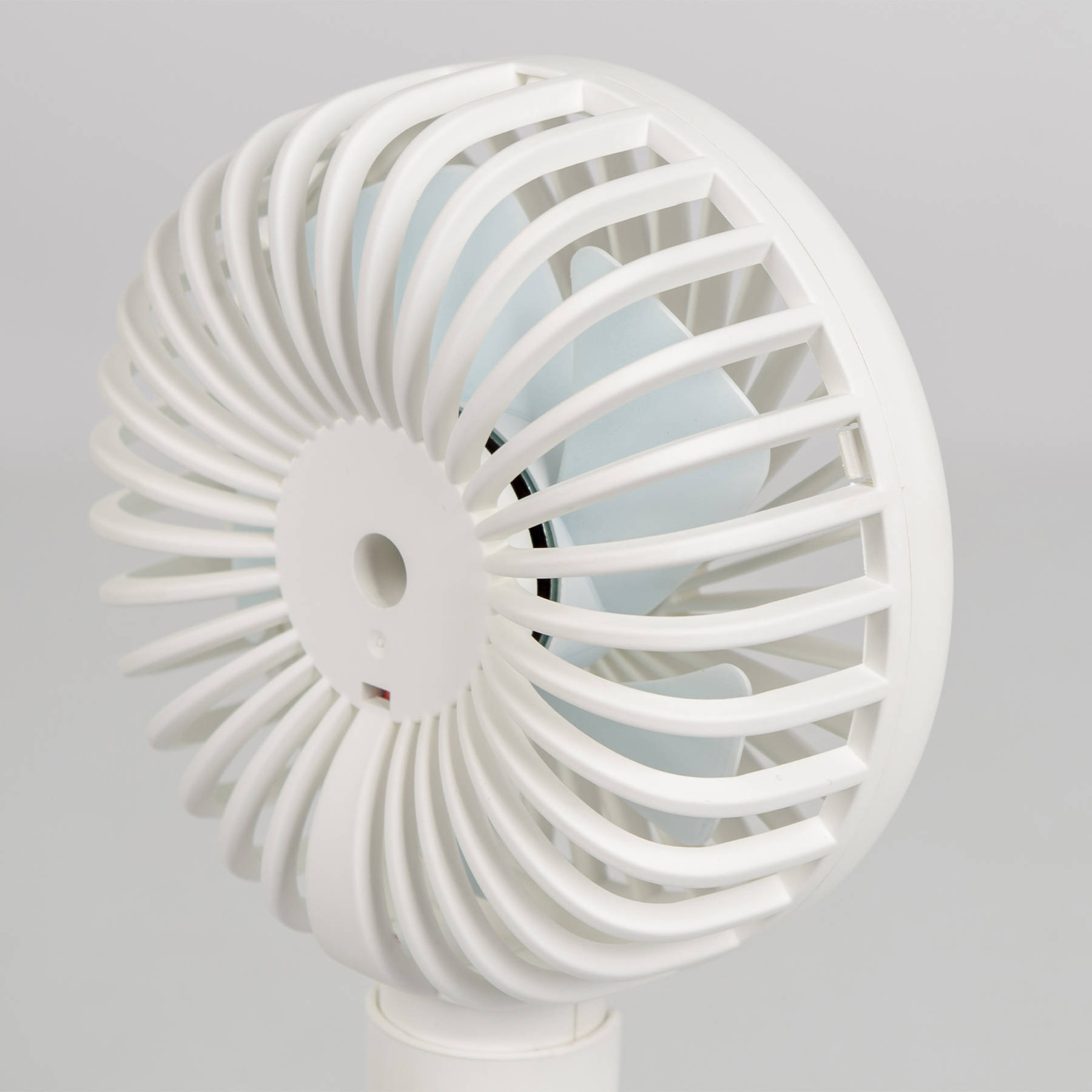 Вентилятор акумуляторний Bo-Camp Portable Fan With Holder White (8520952) — фото 3